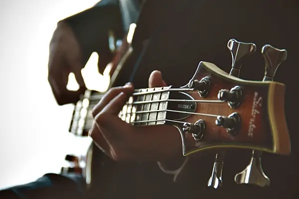 Private-Gitarrenstunden-Eisacktal-Brixen Private-Gitarrenstunden-Eisacktal-Brixen